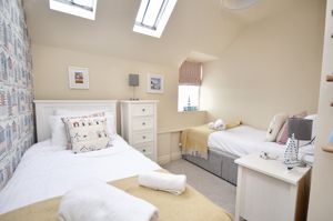 Photo 11- click for photo gallery